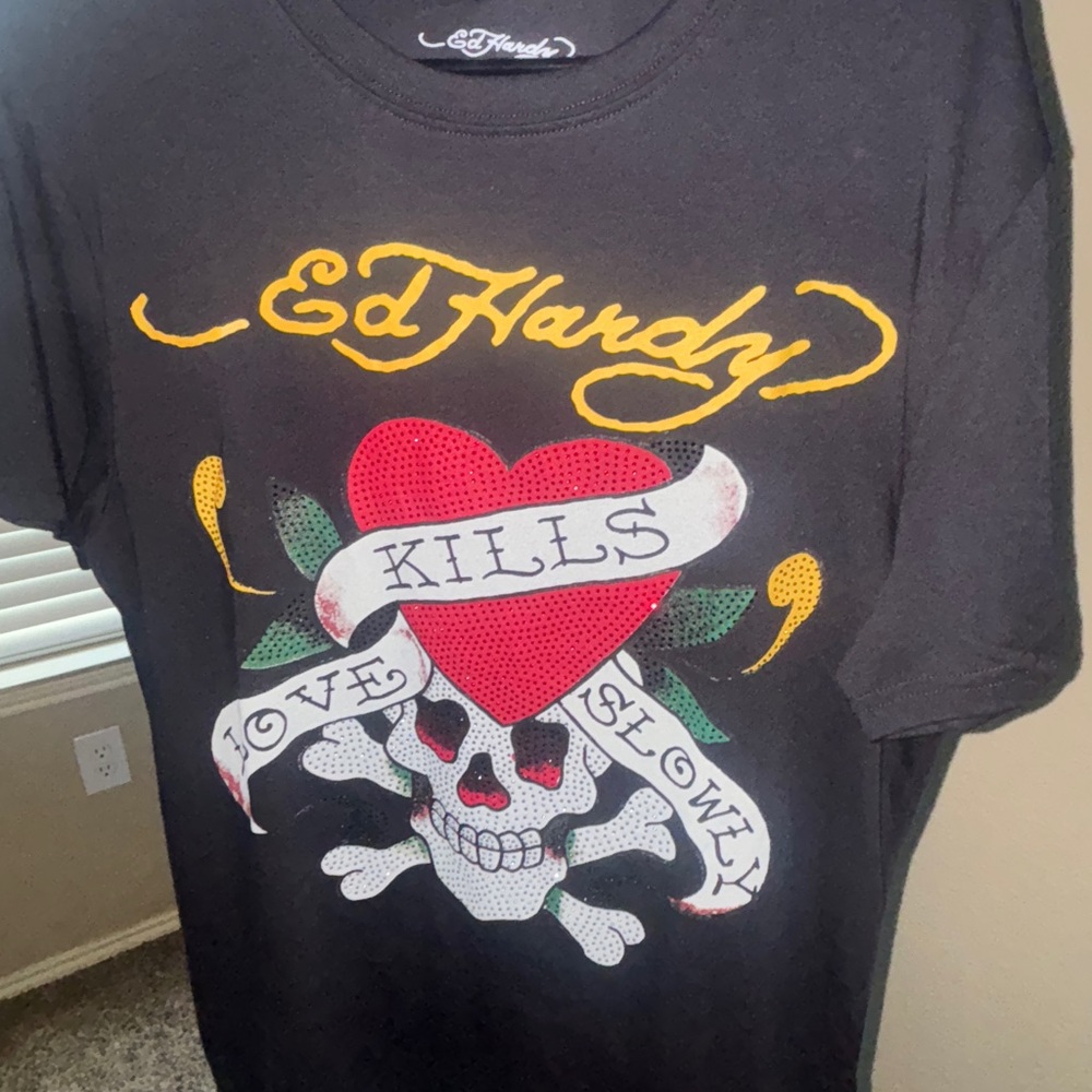 Ed Hardy Black and Red Short Sleeve Tee with Skull Design